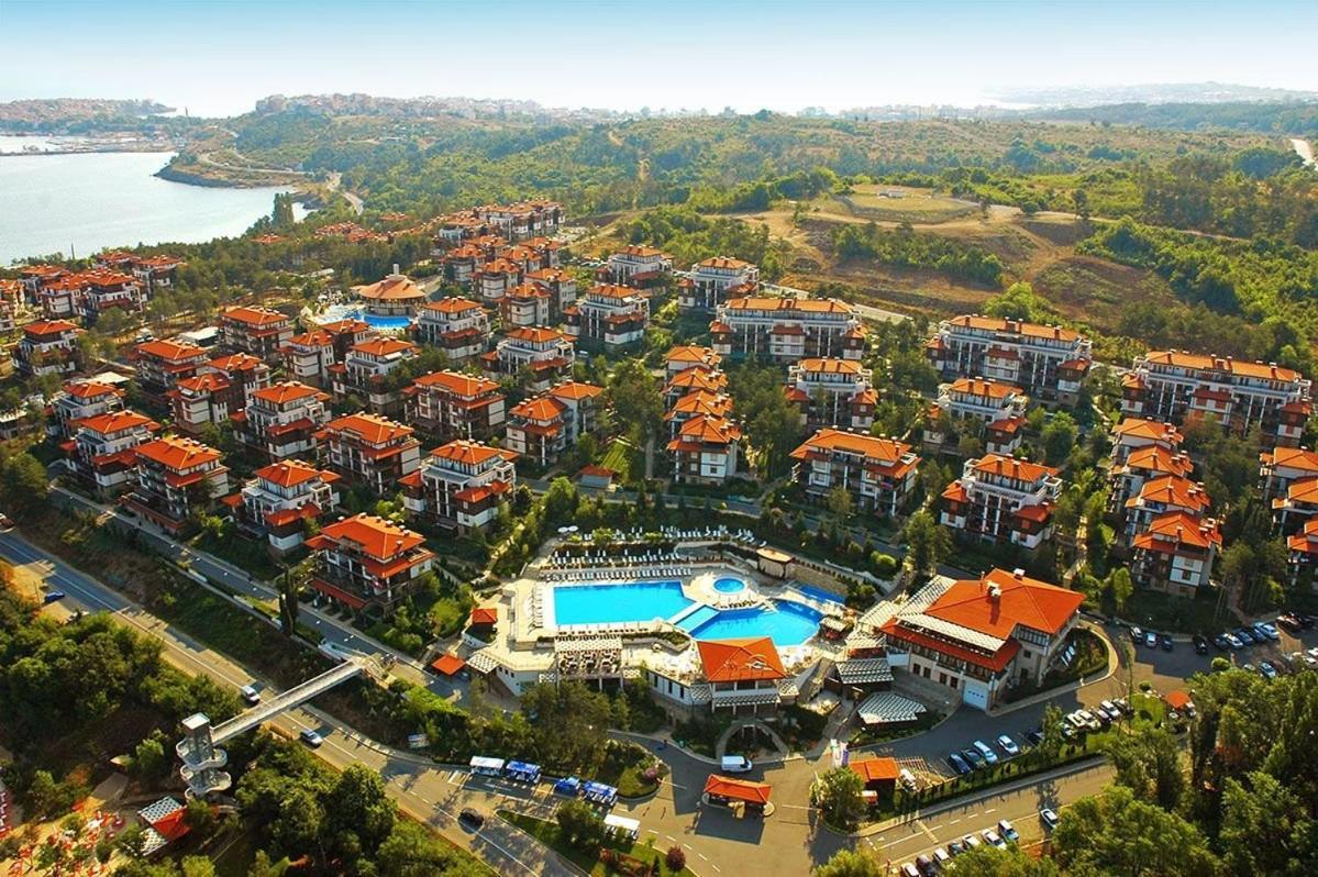 סוזופול Lilia Sun Apartment מראה חיצוני תמונה